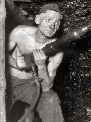 Lot 4147, Auction  123, Hensky, Herbert, The miner Adolf Hennecke in the former occupation zone of Germany