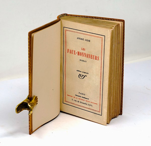 Lot 3111, Auction  125, Gide, André, Les faux-monnayeurs. Paris, Gallimard, 1925. - Erste Ausgabe