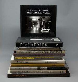 Lot 3459, Auction  125, Amerikanische Fotografie, Konvolut von 14 Fotobänden. Verschiedene Verlage 1972-2002. - Mit Widmungsexemplar von Marilyn S. Futterman