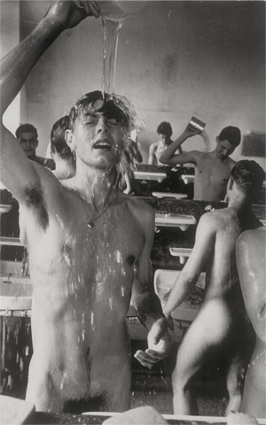 Lot 4183, Auction  126, McBride, Will, Mike in the Shower (Mike wäscht sich wie auch die Anderen, Schule Schloß Salem)