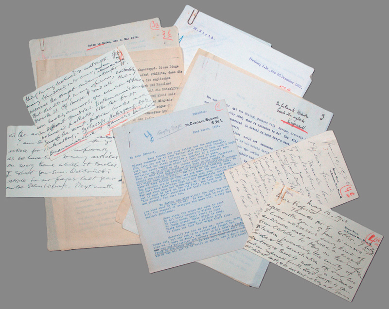 Lot 2601, Auction 126, Weimarer Republik, Briefe zur Republik und zur Kriegsschuld. 1922-1926