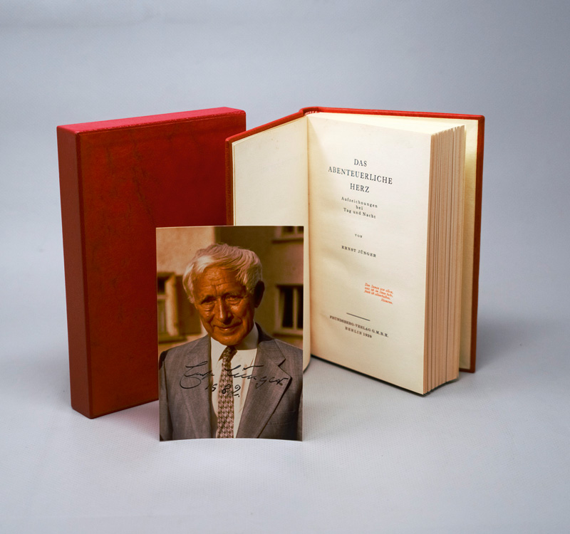 Lot 3196, Auction 126, Jünger, Ernst, Das abenteuerliche Herz. Berlin 1929. - Erste Ausgabe der ersten Fassung. - Mit Originalfotografie (Porträt E. J.)